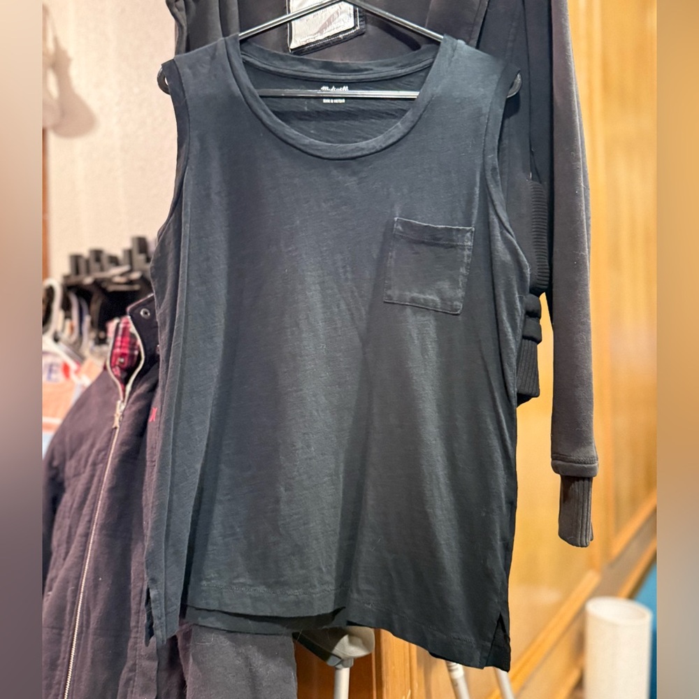 Madewell black sleeveless top/ tank top with mini pocket XS - Picture 3 of 6